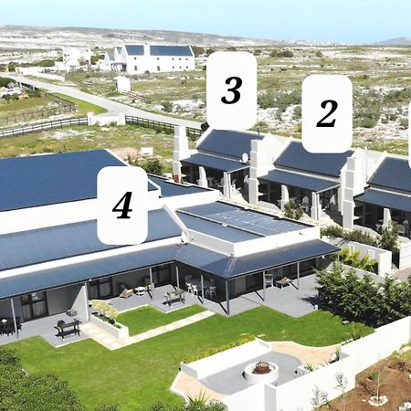 Three Feathers Cottages Langebaan Exteriör bild