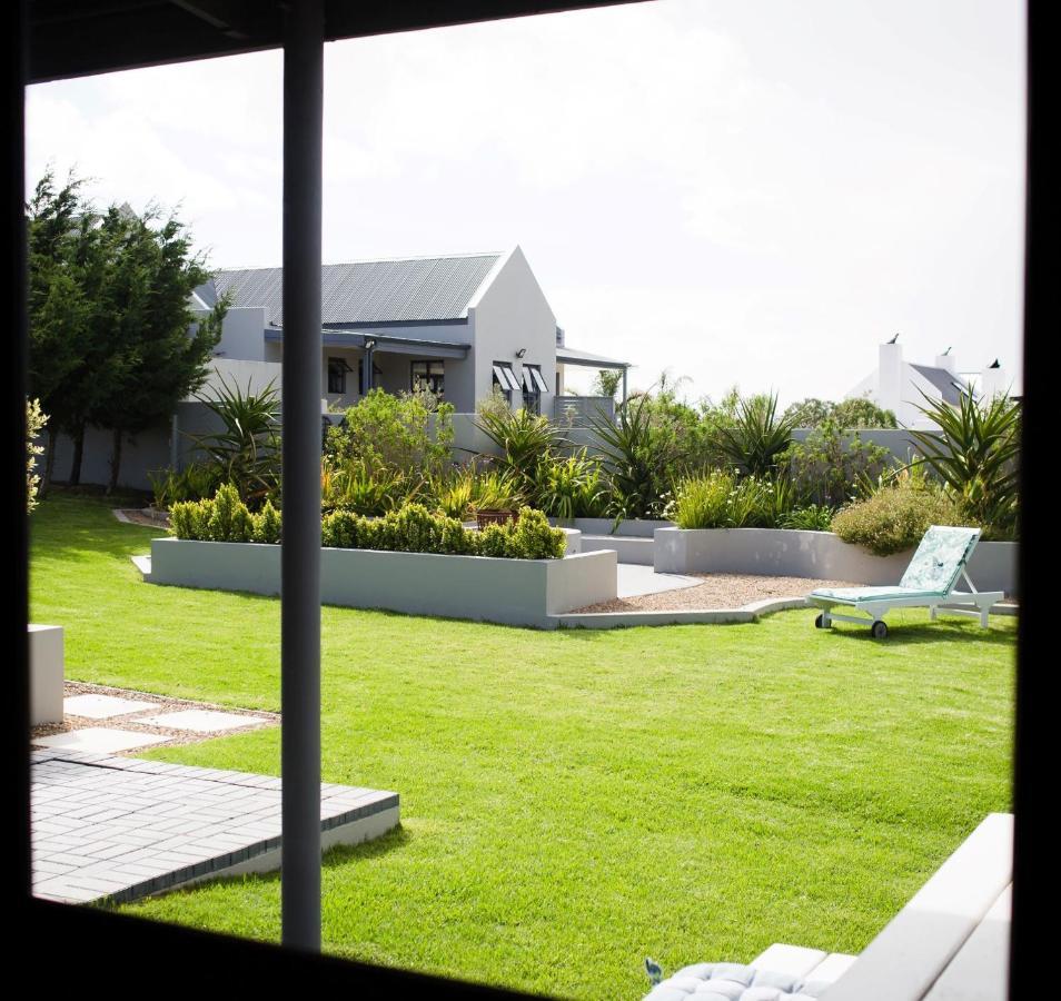 Three Feathers Cottages Langebaan Exteriör bild